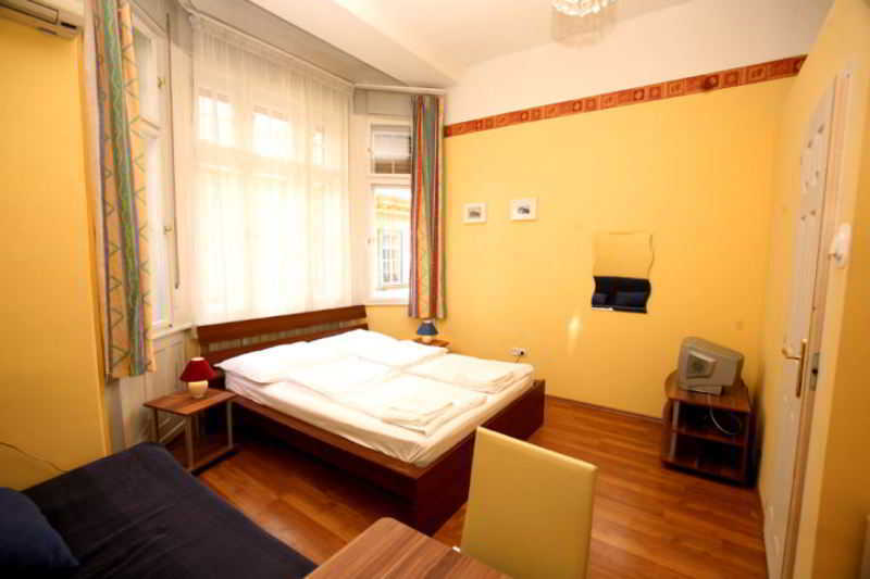 Club Apartments & Rooms Budapest Esterno foto